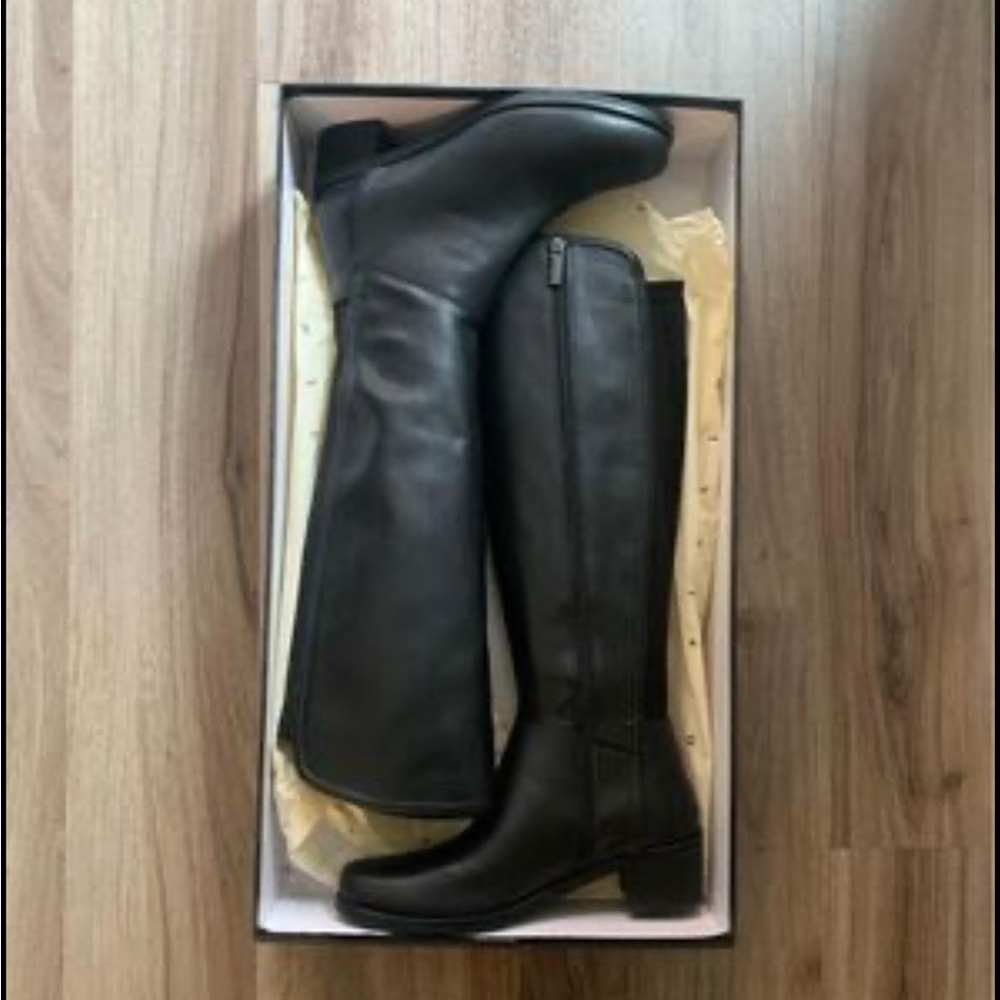 Daria VALDINI  BLACK LEATHER KNEE HIGH waterproof Boots Size 8.5